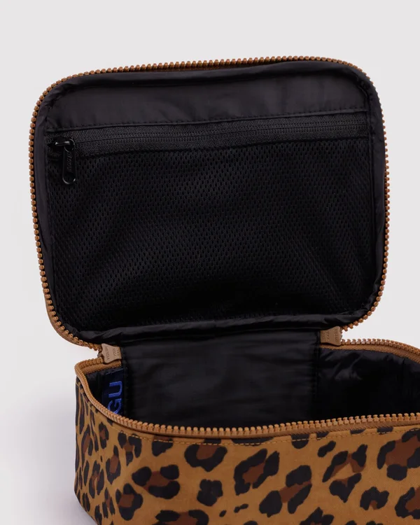 Small Cosmetic Case - Leopard - Material: heavyweight-nylon
